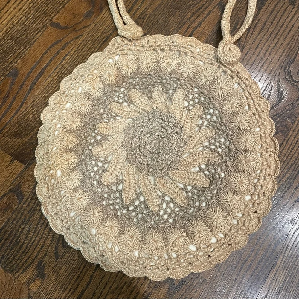 VINTAGE 1970s Crochet Round Floral Motif Tote Shoulder Bag
